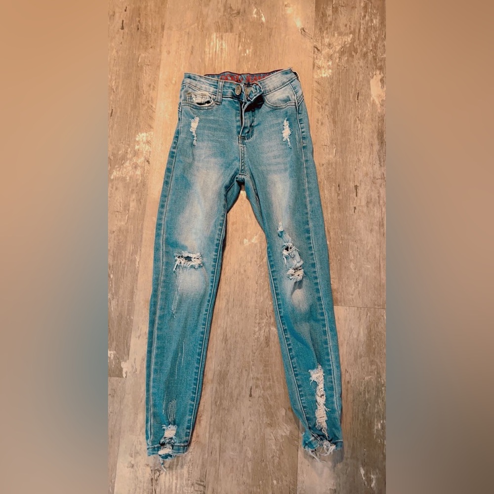 Ripped skinny low waist jeans